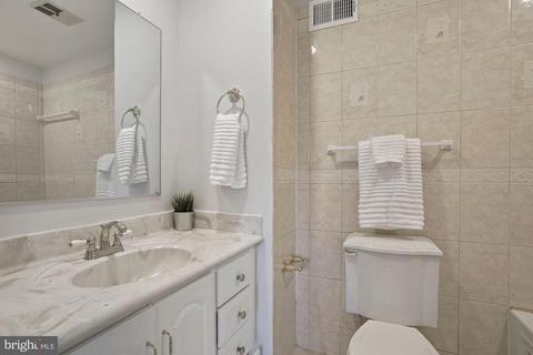 9029 Blarney Stone Dr, Springfield, VA 22152 photo 23