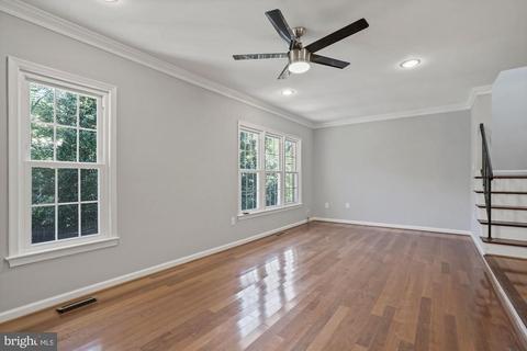 9029 Blarney Stone Dr, Springfield, VA 22152 photo 14