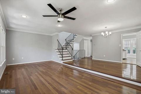 9029 Blarney Stone Dr, Springfield, VA 22152 photo 15