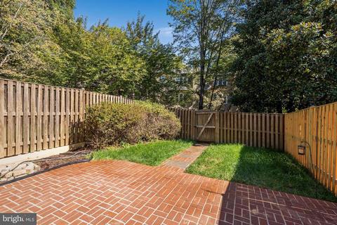 9029 Blarney Stone Dr, Springfield, VA 22152 photo 32