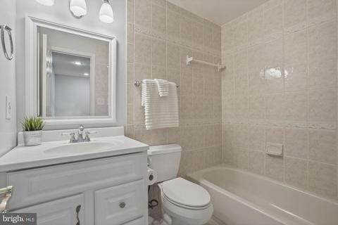 9029 Blarney Stone Dr, Springfield, VA 22152 photo 19