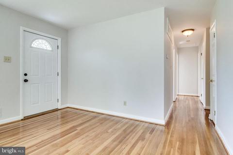 1566 Mcneer St, Mclean, VA 22101 photo 4