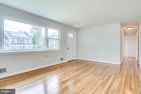 1566 Mcneer St, Mclean, VA 22101 photo 6
