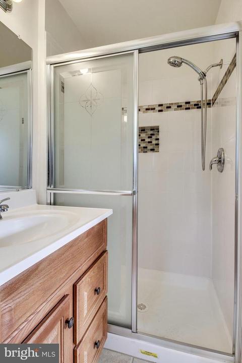 1566 Mcneer St, Mclean, VA 22101 photo 23