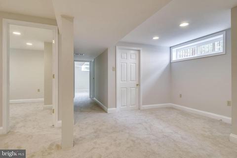 1566 Mcneer St, Mclean, VA 22101 photo 32