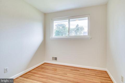 1566 Mcneer St, Mclean, VA 22101 photo 13