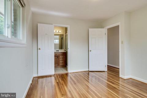 1566 Mcneer St, Mclean, VA 22101 photo 21