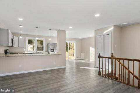 8107 Ellet Rd, Springfield, VA 22151 photo 3