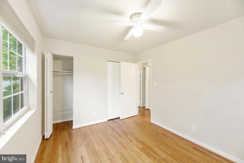 1747 Great Falls St, Mclean, VA 22101 photo 18
