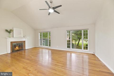 1747 Great Falls St, Mclean, VA 22101 photo 4