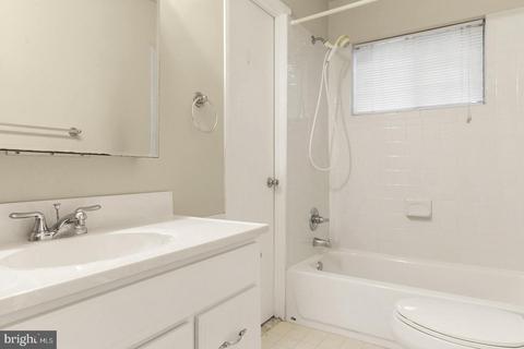 1747 Great Falls St, Mclean, VA 22101 photo 19