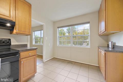 1747 Great Falls St, Mclean, VA 22101 photo 15