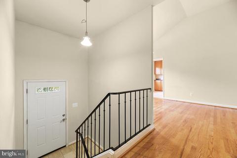 1747 Great Falls St, Mclean, VA 22101 photo 7