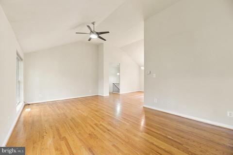 1747 Great Falls St, Mclean, VA 22101 photo 12