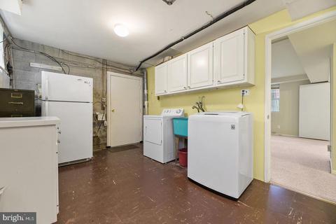 1747 Great Falls St, Mclean, VA 22101 photo 29