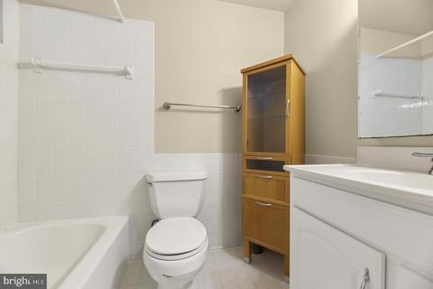 1747 Great Falls St, Mclean, VA 22101 photo 24