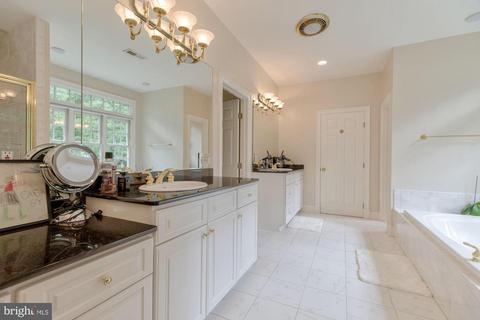 841 Mackall Ave, Mclean, VA 22101 photo 23