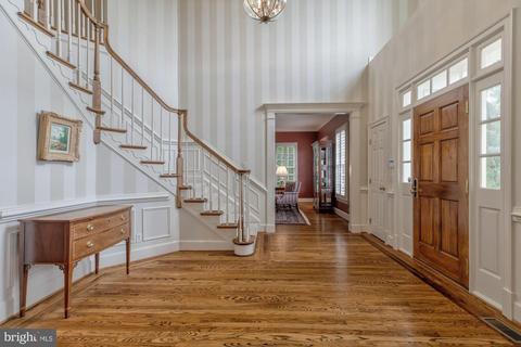 841 Mackall Ave, Mclean, VA 22101 photo 5