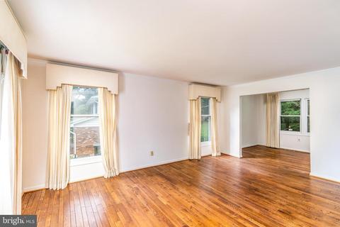 741 Ridge Dr, Mclean, VA 22101 photo 15