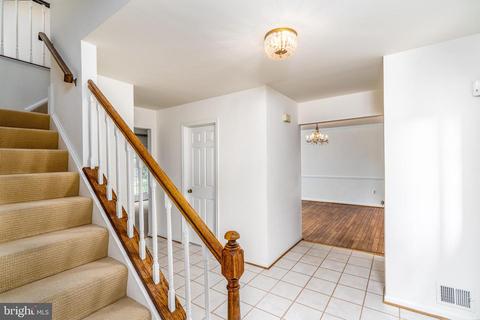 741 Ridge Dr, Mclean, VA 22101 photo 9