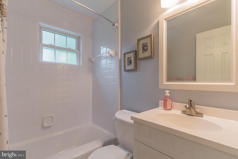 8807 Dianne Pl, Springfield, VA 22152 photo 22