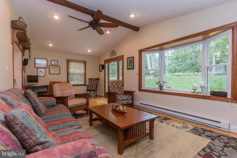8807 Dianne Pl, Springfield, VA 22152 photo 12
