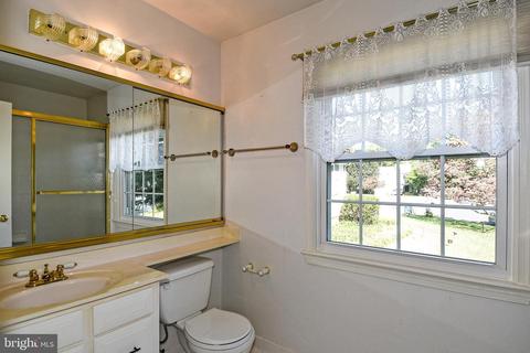 7905 Stirrup Cup Ln, Mclean, VA 22102 photo 37