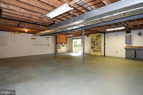 7905 Stirrup Cup Ln, Mclean, VA 22102 photo 41