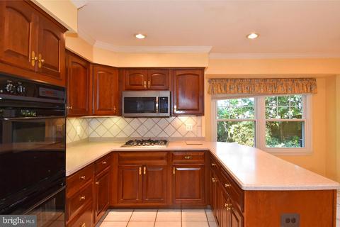 7905 Stirrup Cup Ln, Mclean, VA 22102 photo 15