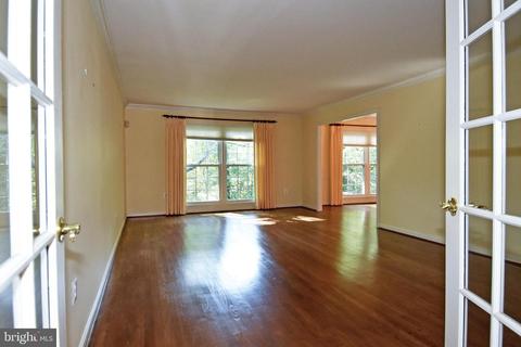 7905 Stirrup Cup Ln, Mclean, VA 22102 photo 23