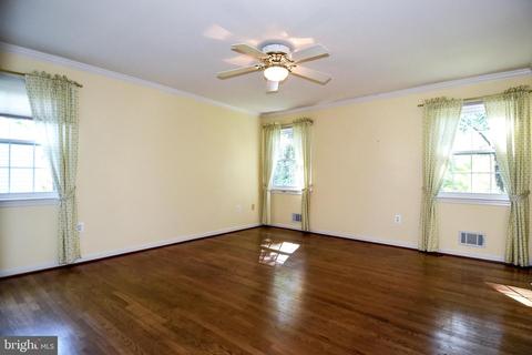 7905 Stirrup Cup Ln, Mclean, VA 22102 photo 27
