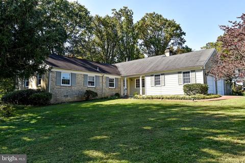 7905 Stirrup Cup Ln, Mclean, VA 22102 photo 1