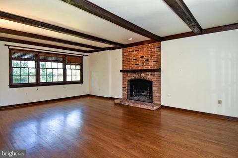 7905 Stirrup Cup Ln, Mclean, VA 22102 photo 6