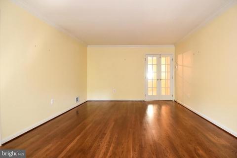 7905 Stirrup Cup Ln, Mclean, VA 22102 photo 24