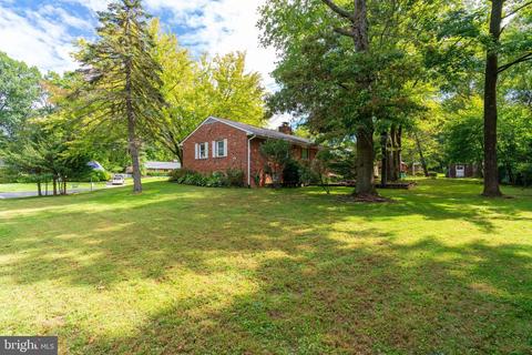 7410 Long Pine Dr, Springfield, VA 22151 photo 46