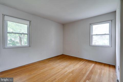 7410 Long Pine Dr, Springfield, VA 22151 photo 13