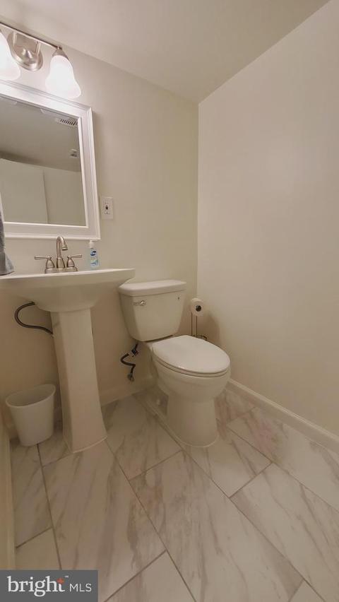 5213 Lonsdale Dr, Springfield, VA 22151 photo 30