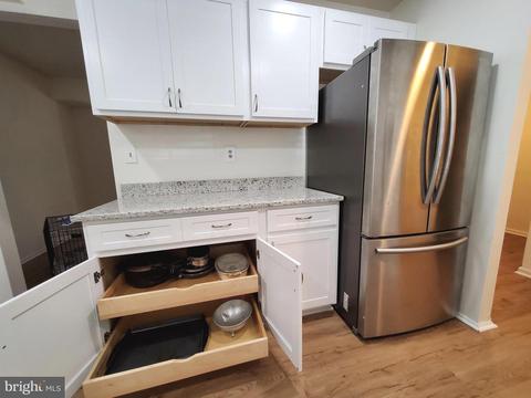 5213 Lonsdale Dr, Springfield, VA 22151 photo 9