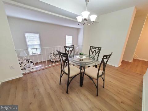 5213 Lonsdale Dr, Springfield, VA 22151 photo 11