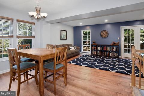 6352 Racetec Pl, Springfield, VA 22150 photo 9