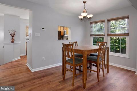 6352 Racetec Pl, Springfield, VA 22150 photo 10