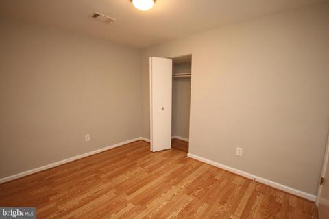 8533 Gambel Oak Dr, Springfield, VA 22153 photo 12