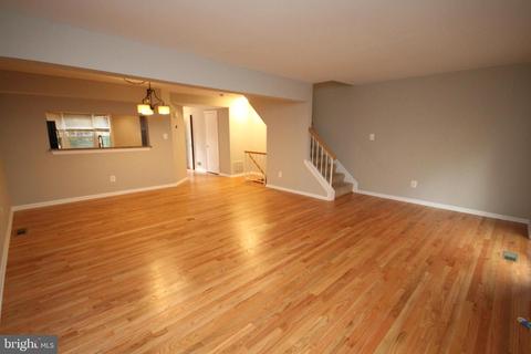 8533 Gambel Oak Dr, Springfield, VA 22153 photo 7