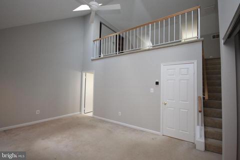 8533 Gambel Oak Dr, Springfield, VA 22153 photo 17