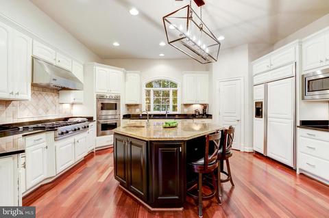 1024 Eaton Dr, Mclean, VA 22102 photo 16