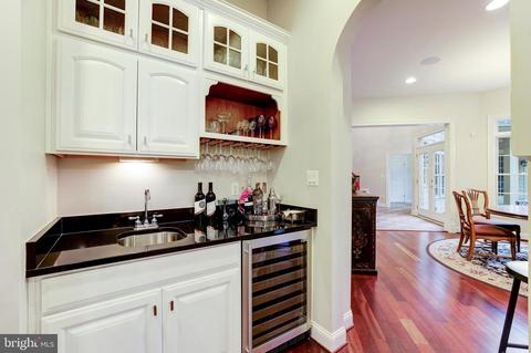 1024 Eaton Dr, Mclean, VA 22102 photo 10