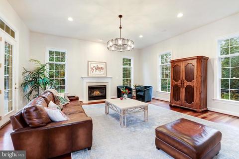 1024 Eaton Dr, Mclean, VA 22102 photo 23