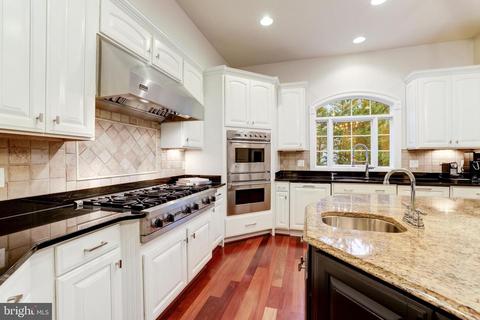 1024 Eaton Dr, Mclean, VA 22102 photo 15