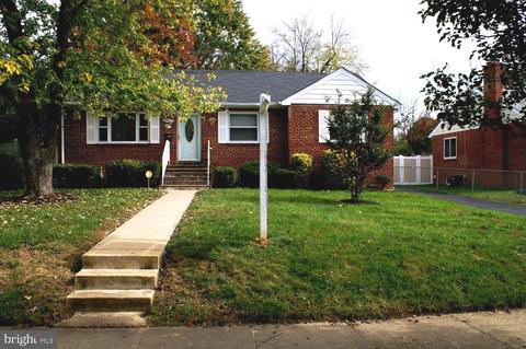 6013 Dinwiddie St, Springfield, VA 22150 photo 1
