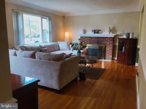 6013 Dinwiddie St, Springfield, VA 22150 photo 9